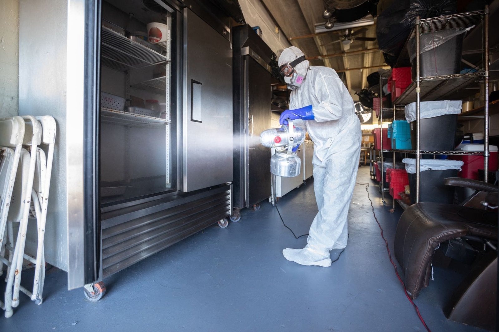 industrial kitchen cleaning